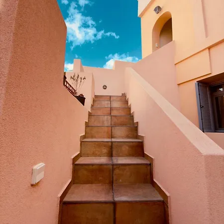 Apartment Halki - Tower View, Floor Khalkion