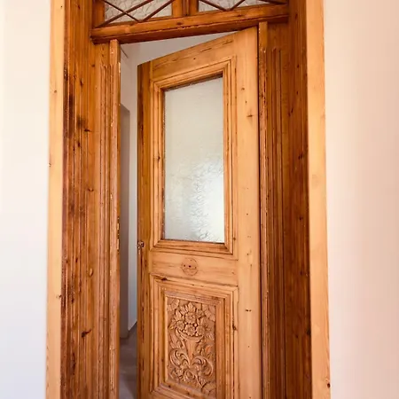 Halki - Tower View, Floor Apartment